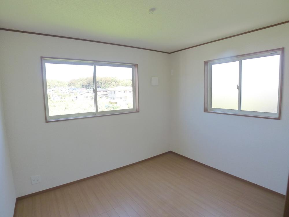 Non-living room. Indoor (10 May 2013) Shooting