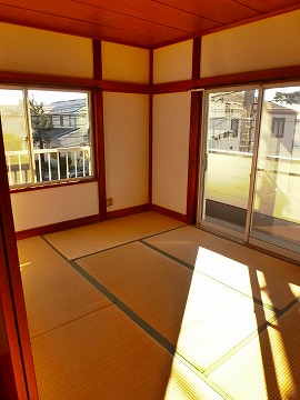 Other room space. It calms down a full-fledged Japanese-style