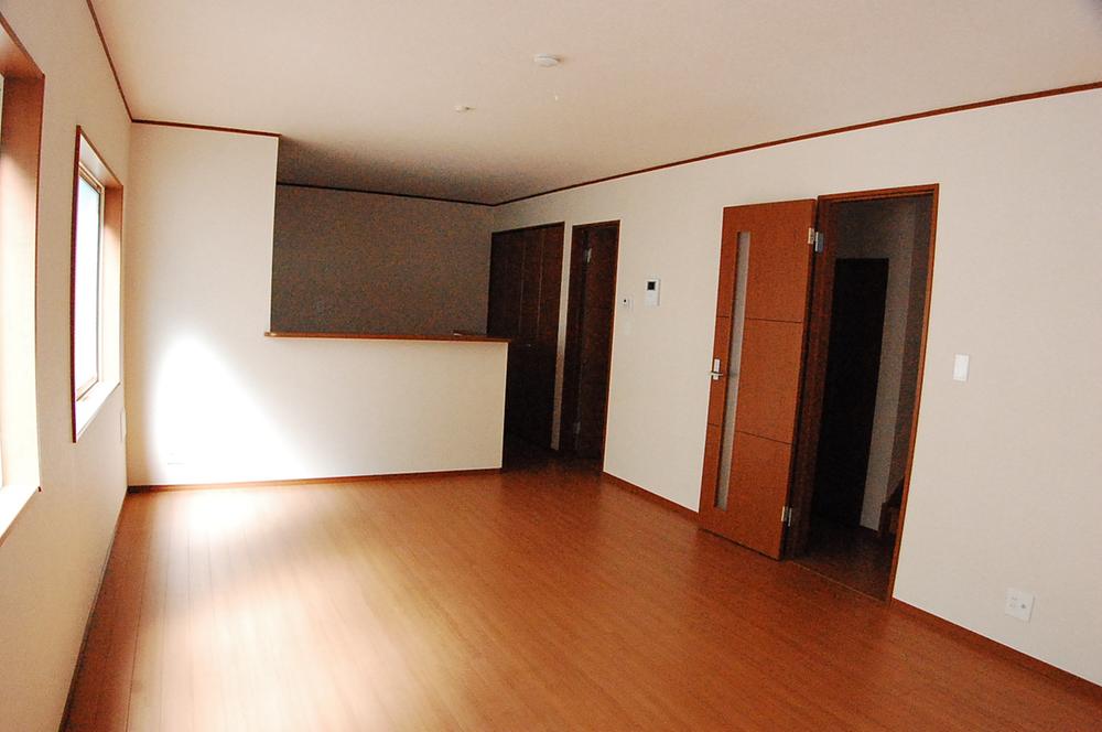 Living. Local (10 May 2013) Shooting