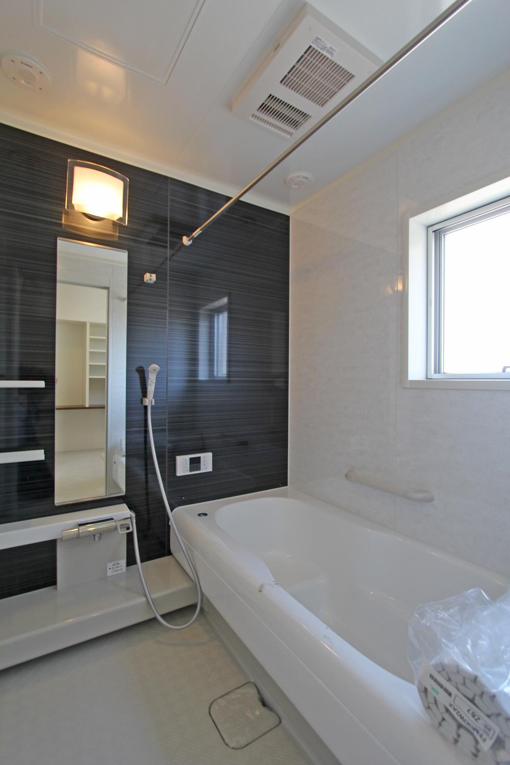 Same specifications photo (bathroom). Interior construction results