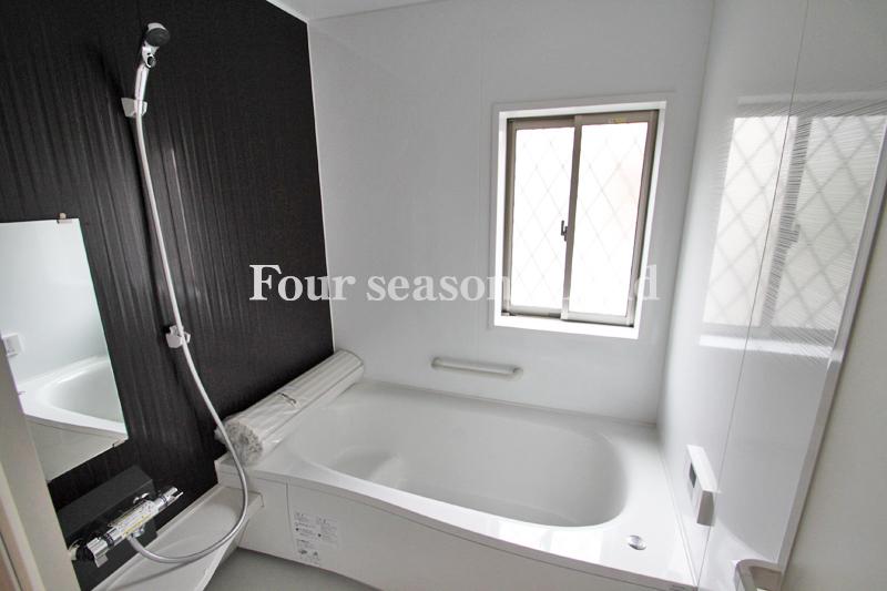 Bathroom. Indoor (September 2013) Shooting Building 3