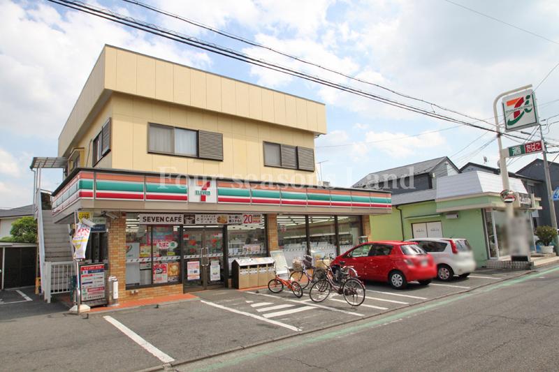Convenience store. Seven-Eleven Chigasaki Rachien 909m to dori