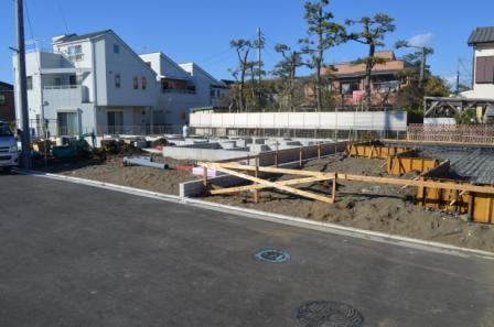 Local appearance photo. Local (12 May 2013) Shooting