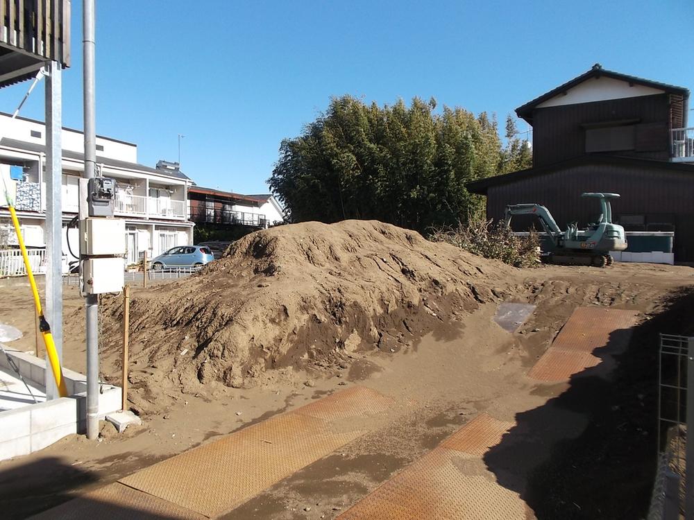 Local appearance photo. Local (11 May 2013) Shooting