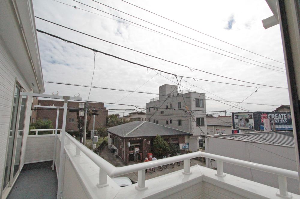 View photos from the dwelling unit. View from local (09 May 2013) Shooting