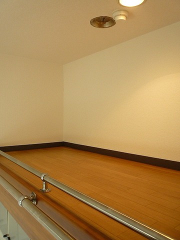 Other room space. loft