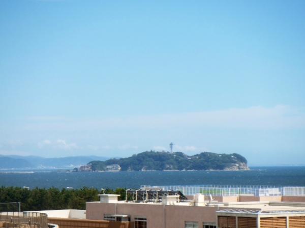 View photos from the dwelling unit