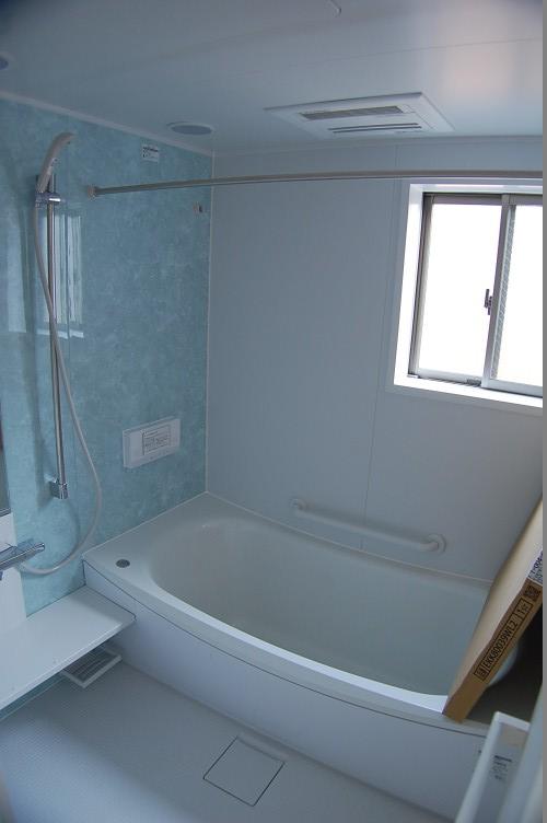 Bathroom. Indoor (12 May 2013) Shooting