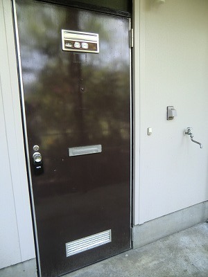 Entrance. Entrance outside