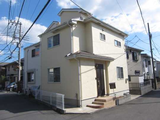 Local appearance photo. Appearance shooting. North-west corner lot.