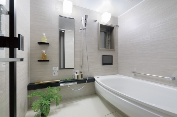 Bathroom with small window. It was created by the large size of 1600mm × 2000mm