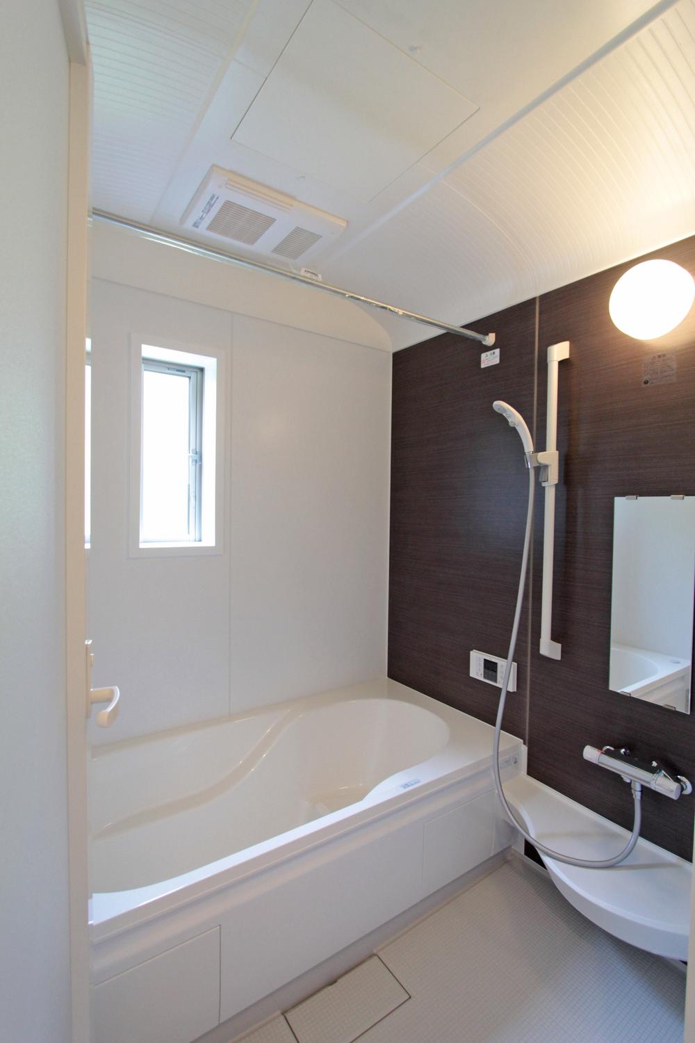 Same specifications photo (bathroom). Interior construction results