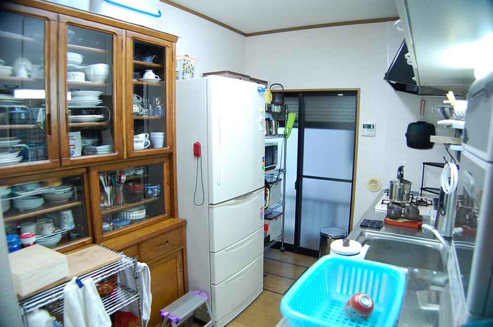 Kitchen. Indoor (April 2013) Shooting