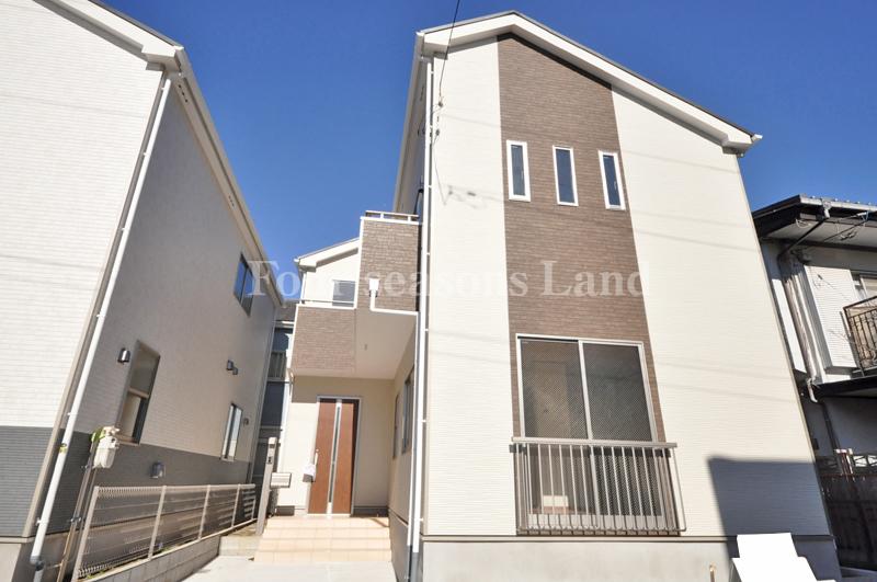 Local appearance photo. Local (11 May 2013) Shooting Building 2