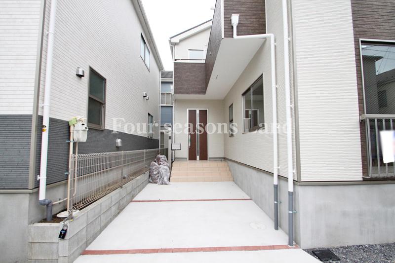 Parking lot. Indoor (September 2013) Shooting