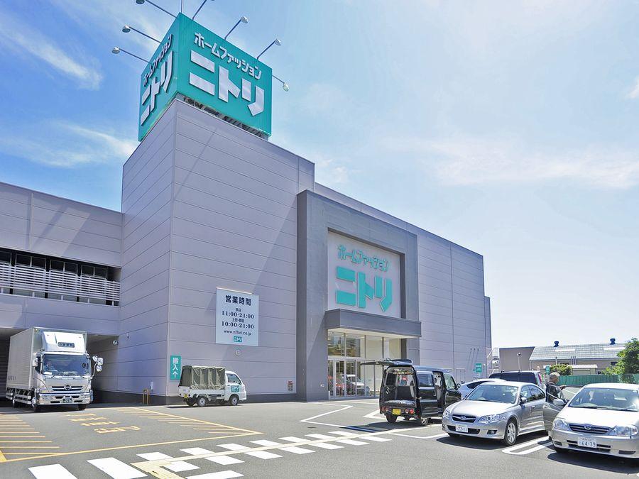 Home center. 1050m to Nitori Chigasaki store