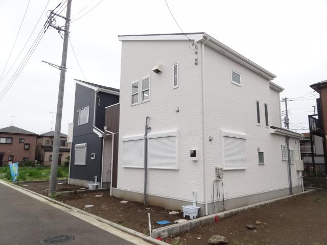 Local appearance photo. Local (07 May 2013) Shooting