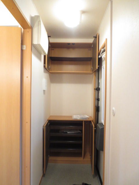 Entrance. Cupboard