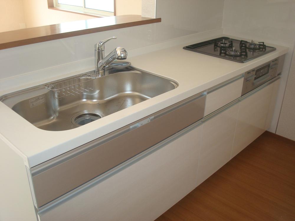 Kitchen. Room 1 Building (September 2013) Shooting