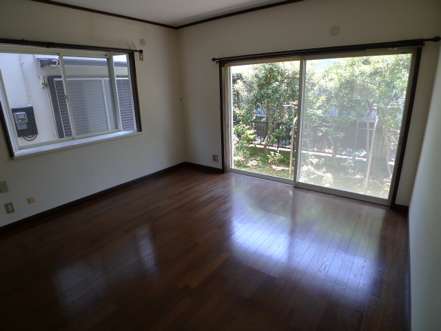 Living and room