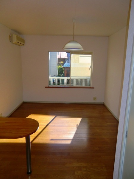 Living and room