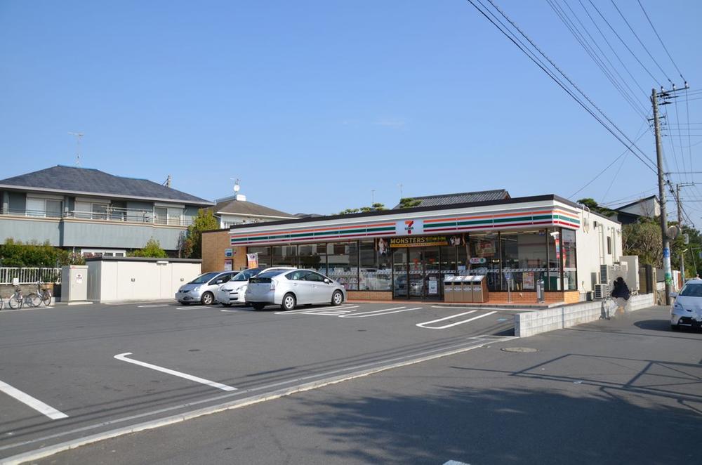 Convenience store. 342m to Seven-Eleven Chigasaki Hamatake 4-chome