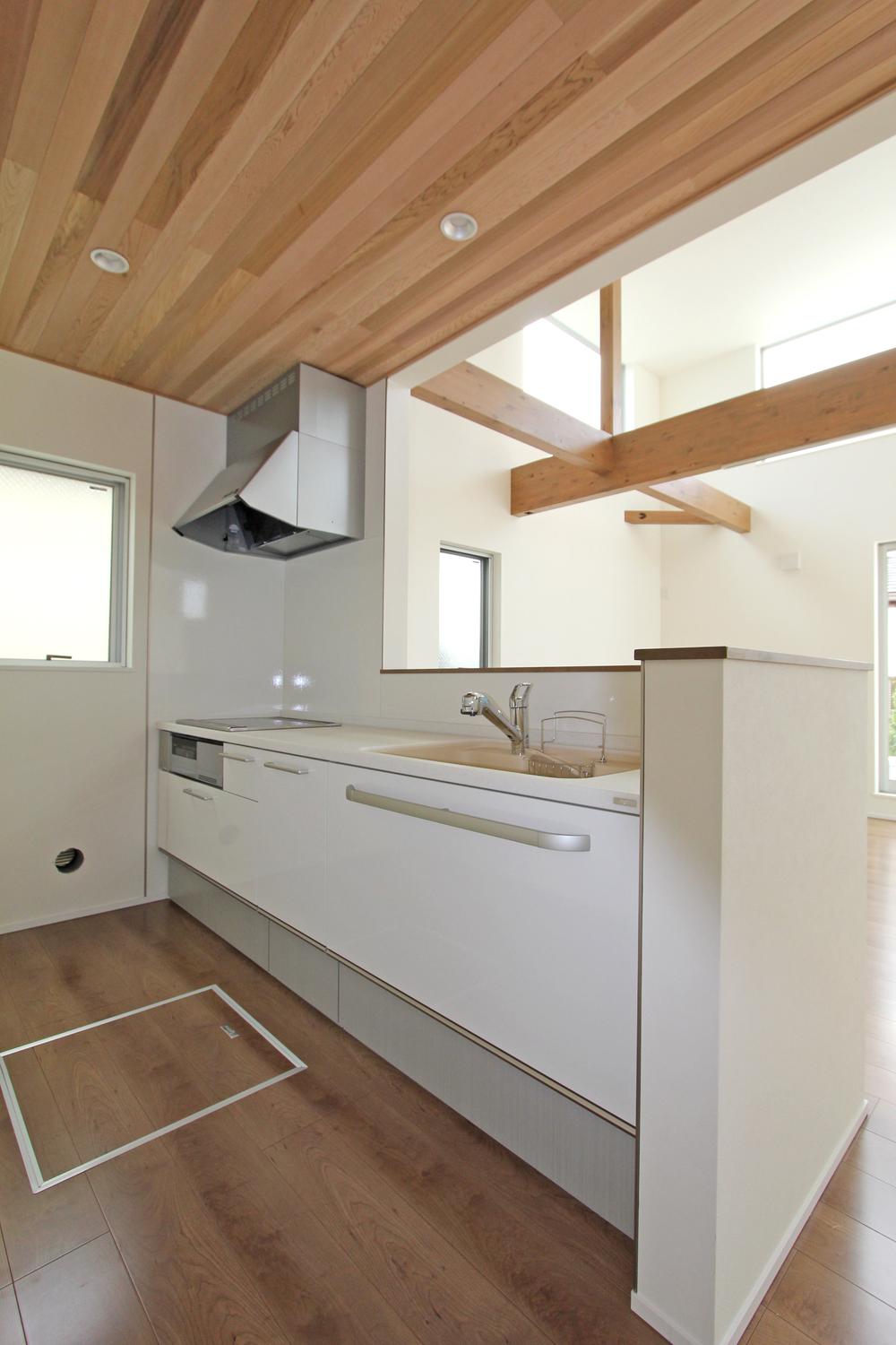 Same specifications photo (kitchen). Same house builders construction results
