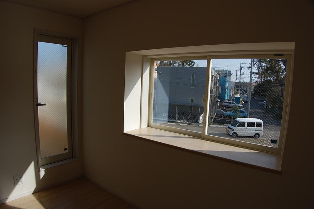 Non-living room. Indoor (March 2013) Shooting