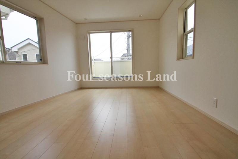 Non-living room. Indoor (July 2013) Shooting