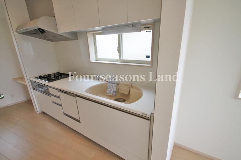 Kitchen. Indoor (July 2013) Shooting