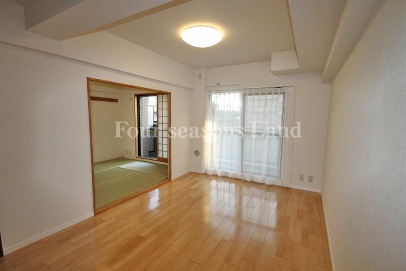 Living. Indoor (12 May 2013) Shooting