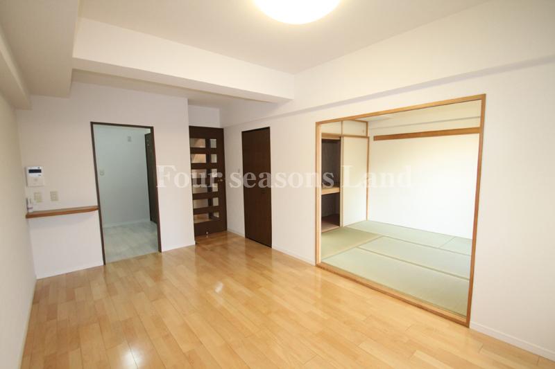 Living. Indoor (12 May 2013) Shooting