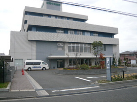 Hospital. 1700m to Shonan Central Hospital (Hospital)