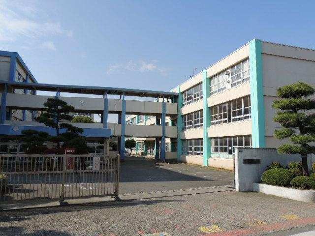 Primary school. Kagawa elementary school