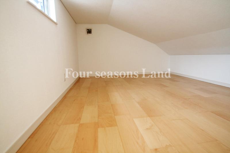 Other introspection. Indoor (July 2013) Shooting  loft