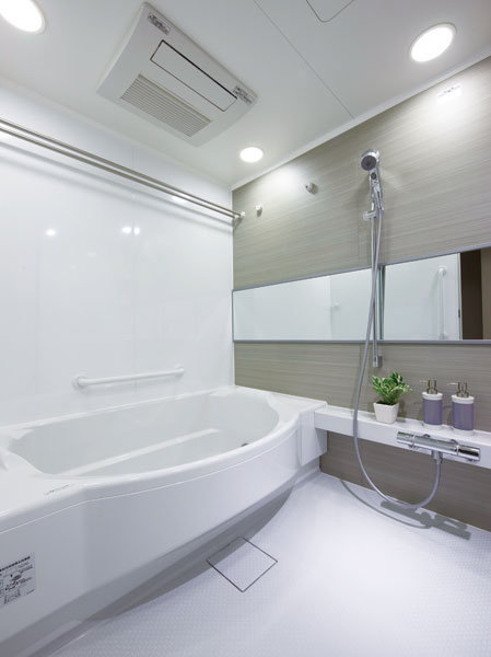 Bathing-wash room.  [bathroom] Quality of relaxation space.