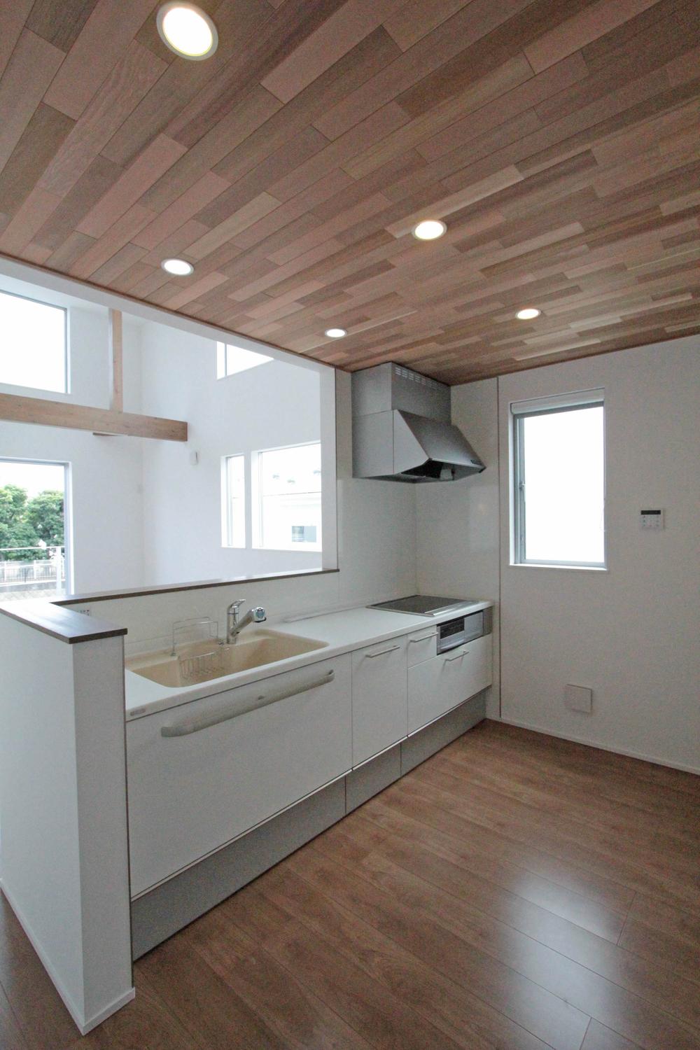Same specifications photo (kitchen). Interior construction results