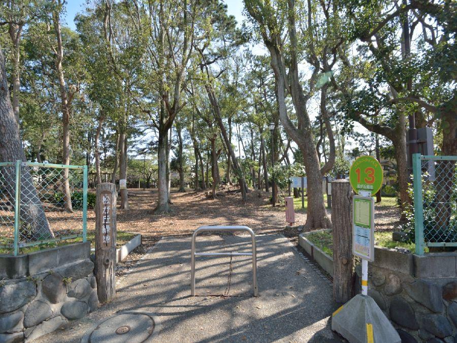 park. Matsugaoka to green space 802m