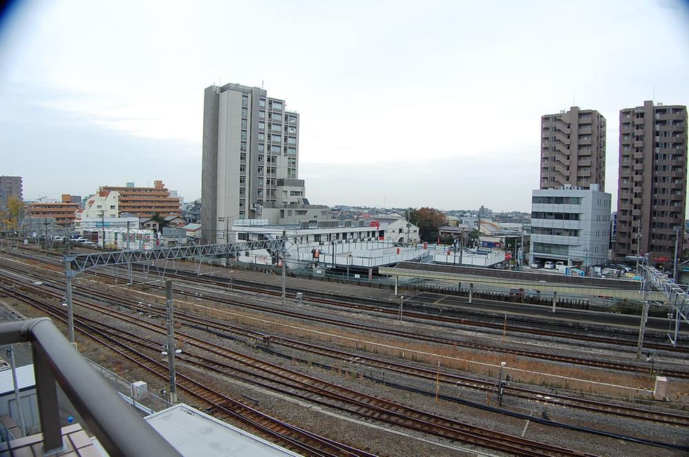 View photos from the dwelling unit. View from the site (November 2013) Shooting