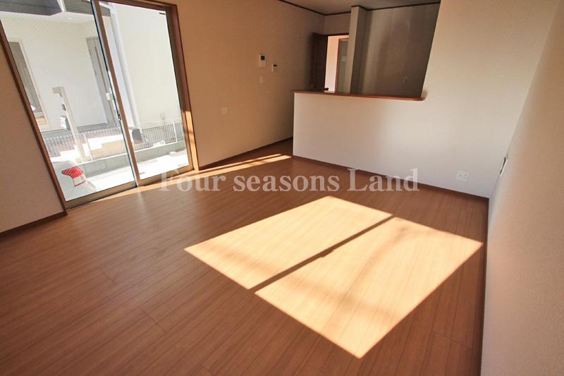 Living. Indoor (11 May 2013) Shooting Building 3