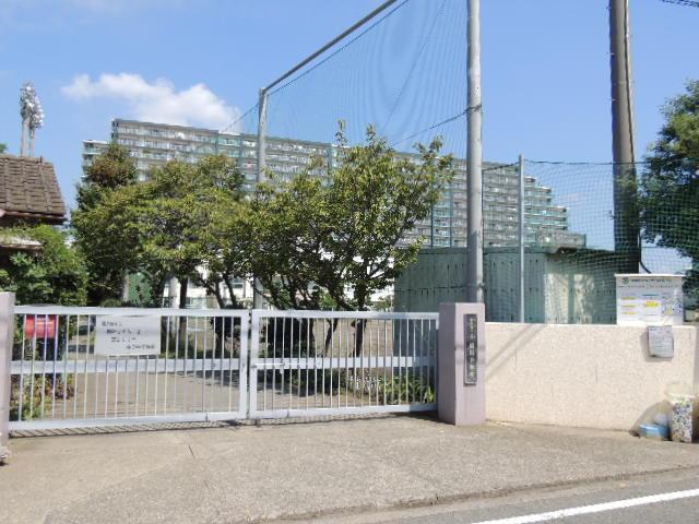 Junior high school. Chigasaki until municipal Umeda Junior High School 757m