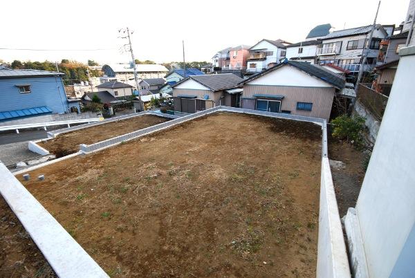 Local appearance photo. Local (12 May 2013) Shooting. Building 2.