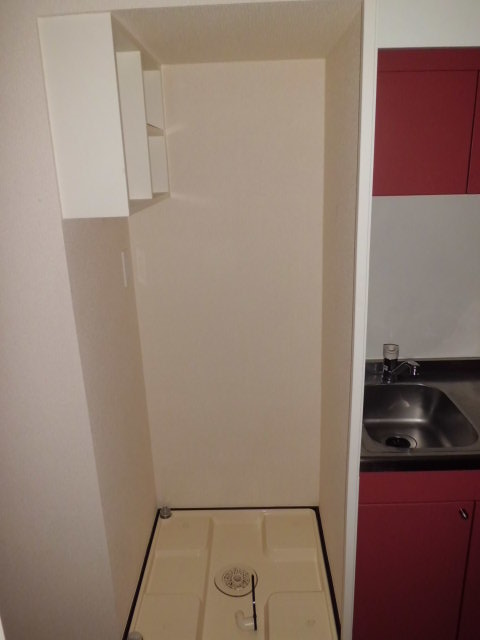Other. Washing machine Storage