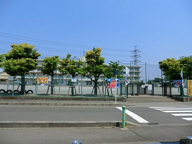 Primary school. Kadosawabashi elementary school