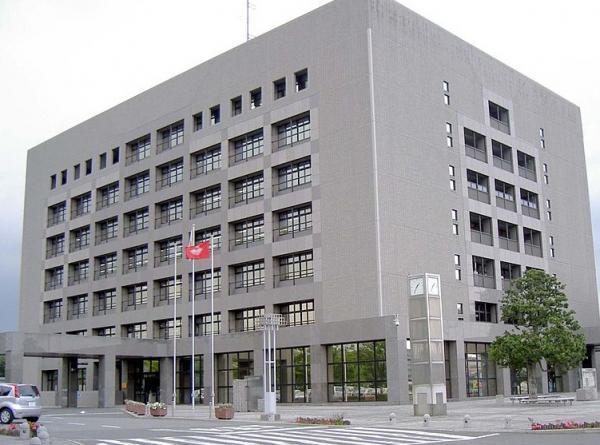 Government office. Ebina 1800m to city hall