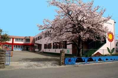 kindergarten ・ Nursery. Ebina 180m 2 minute walk to the south kindergarten