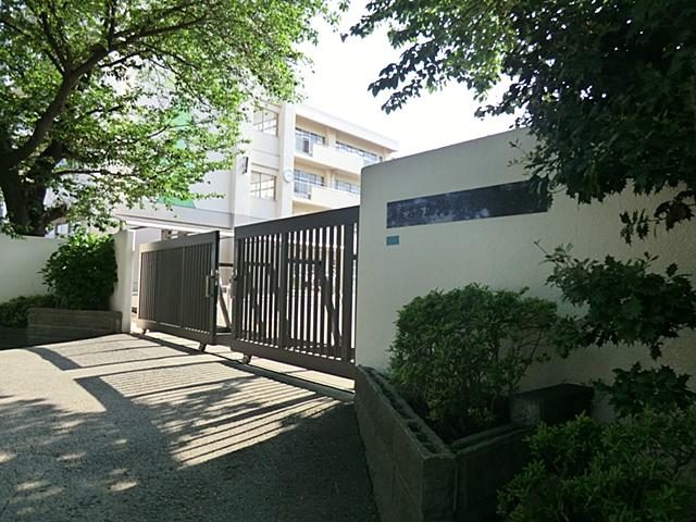 Primary school. Ebina Municipal Ebina to elementary school 830m