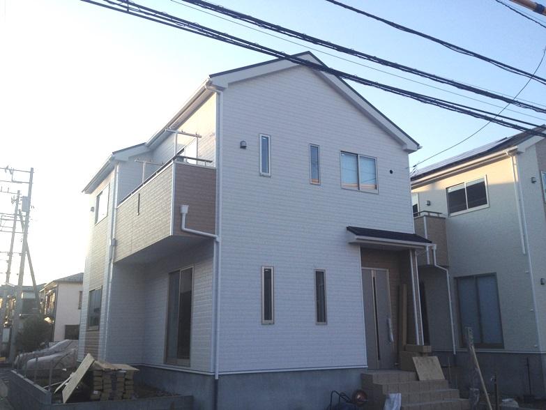 Local appearance photo. 1 Building