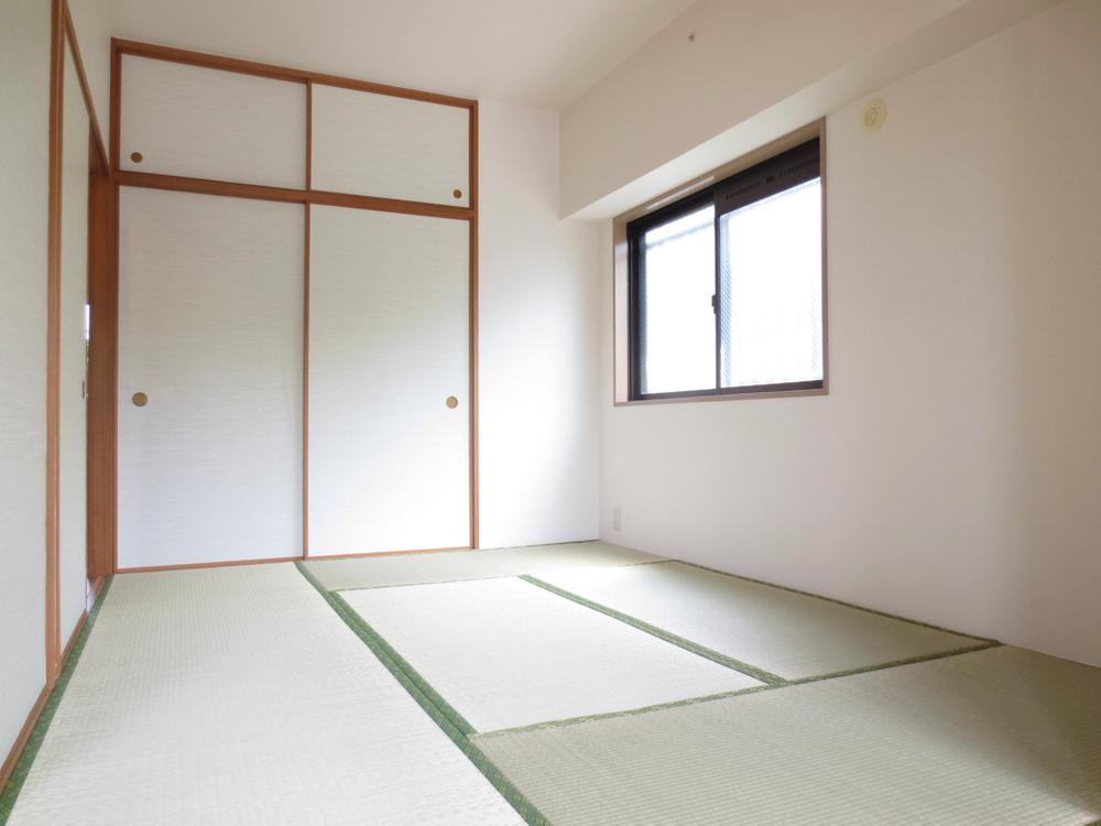 Non-living room. Indoor (July 2013) Shooting