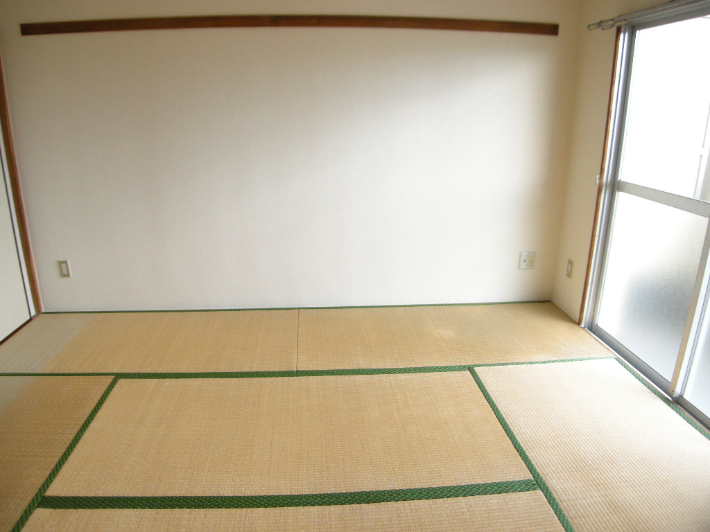 Other room space. Minami Japanese-style room